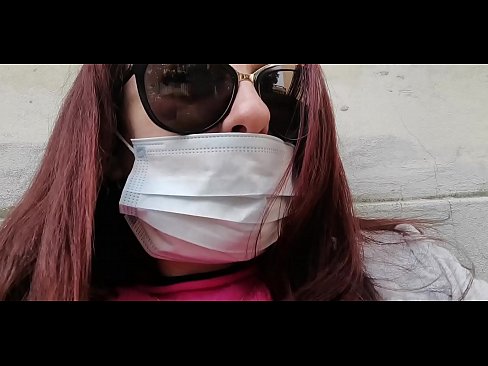 ❤️ Nicoletta se maščuje svojemu sosedu in mu urinira v garažo (Posebna italijanska karantena Covid19) ️❌  Seks pri nas sl.robosexshop.ru ❌